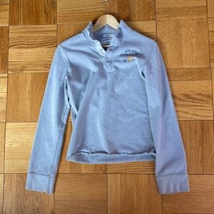 ABERCROMBIE & FITCH GRAY SWEATSHIRT